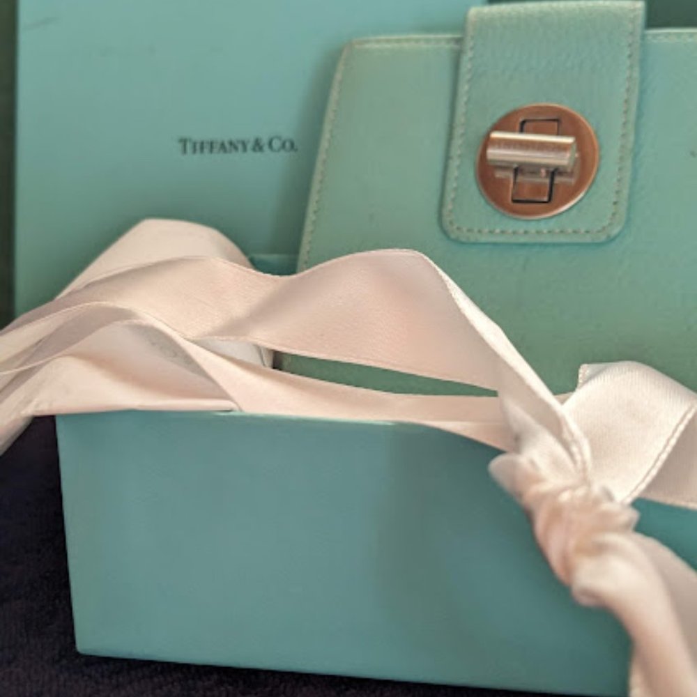 Tiffany Blue pebbled leather wallet
